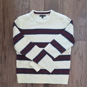 Banana Republic Men's Cream and Burgundy Striped Sweater